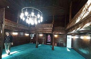 Trabzon’da 200 yıllık ahşap işlemeli cami restorasyonla...