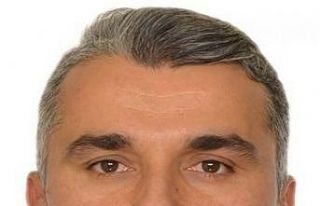 Trafik polisini kullandığı otomobil ile çarparak...