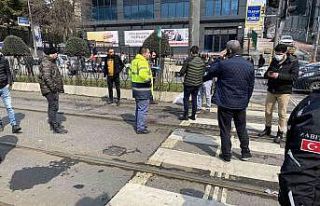 Tramvayın önüne atlayan kişi hayatını kaybetti