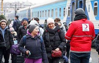 Türk vatandaşları Kiev’de yaşanan insani krizi...