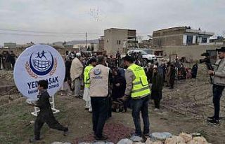 Türkiye’den Afganistan’daki 2 bin 500 aileye...