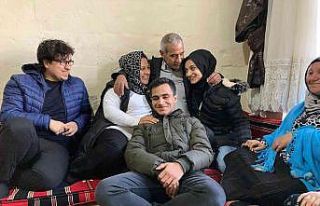 Ukrayna’da okuyan Şanlıurfalı kız ailesine kavuştu