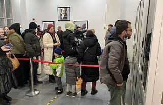 Ukrayna’dan gelen Kırım Türkü kadınlar ve çocuklar...