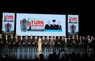 Ülkü Ocakları 8. Türk Dünyası Ödülleri sahiplerini...