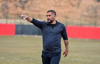 Ümit Karan geleceğin Uşakspor’unu oluşturmaya...