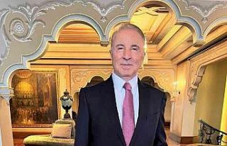 Ünal Aysal, aday olmayacağını açıkladı