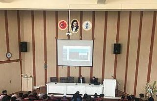 Üniversitede ABD’de Eğitim Fırsatları başlıklı...