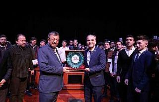 Üniversitede ’Hayati İnanç ile Hayati Meseleler’...