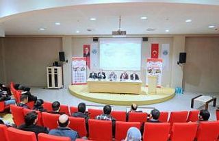 Üniversitede “Türkiye’de Aile Değerlerinin...