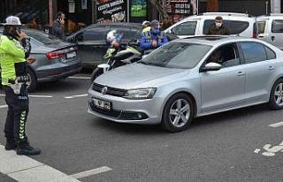 Uşak polisi 1 haftada aranan 48 kişiyi yakaladı