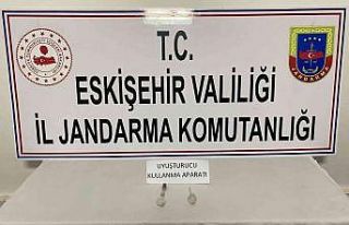 Uyuşturucu madde kullanma aparatlarını jandarmadan...