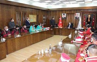 Vali Aksoy, mehteranları ağırladı