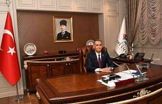 Vali Çuhadar’dan, 8 Mart Dünya Kadınlar Günü...