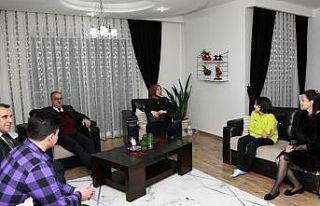 Vali Su: "Her zaman şehit ailelerimizin yanındayız"