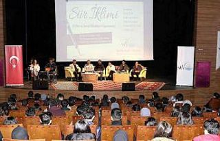 Van Büyükşehir Belediyesinden şiir dinletisi