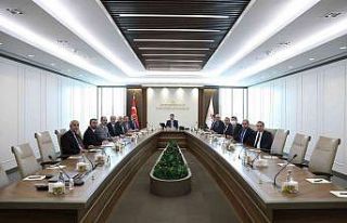 Van heyetinden Bakan Kurum’a ziyaret