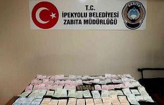 Van’da dilencinin üzerinden bin 738 TL çıktı