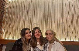 Vefat eden öğretmenin ismi kütüphanede yaşatılacak