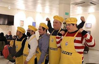 Yalova’da down sendromlu çocuklar mutfakta hünerlerini...