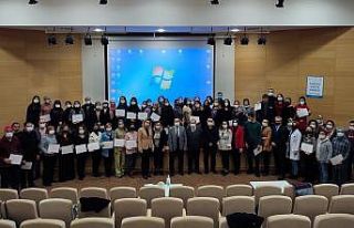 ‘Yarasız sağlık’ projesinin eğitimleri tamamlandı