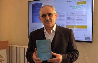 Yazar Ayhan Kılınçkaya ‘Üstad’ isimli kitabını...