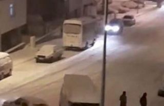 Yollar çarpışan araba pistine döndü, kazalar...