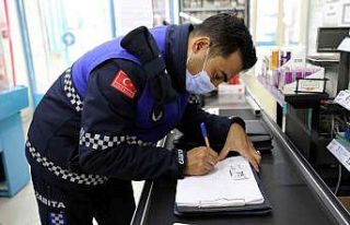 Zabıtadan marketlerde etiket denetimi