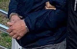 13 düzensiz göçmeni bir araca sığdıran şoför...