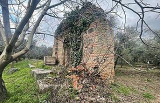 14. yüzyıldan kalma namazgah görenleri şaşırtıyor