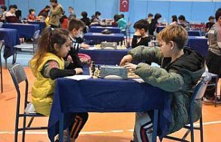 23 Nisan Ulusal Egemenlik ve Çocuk Bayramı Satranç...