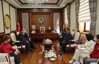 23 Nisan valilerinden akran zorbalığı ve teknoloji...