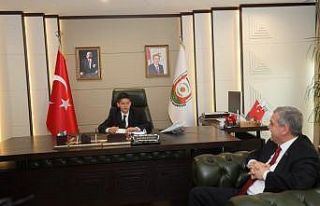 23 Nisan’da minik Yusuf belediye başkanı oldu