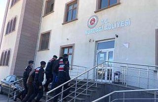 300 bin liralık demir çit çalan şüpheliler JASAT’tan...