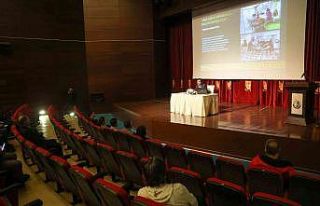 30 yıldır hizmet veren Uşşak Aşevi yenileniyor