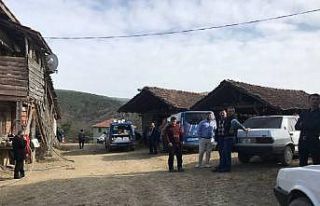 3 aile arasında çıkan kavgada silahlar konuştu:...