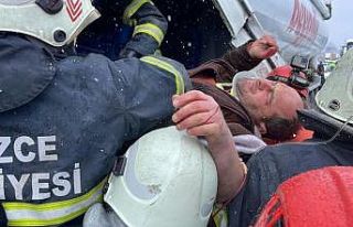 3 ayda sıkışan 25 kişiyi kurtardılar