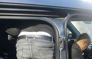 4 kişilik araçta 13 düzensiz göçmen yakalandı