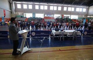 55 İlden 850 sporcunun katıldığı güreş müsabakaları...