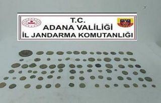 Adana’da 86 bronz sikke ele geçirildi