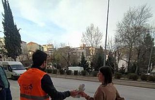 AK gençlerden ’İftara 5 kala’ uygulaması
