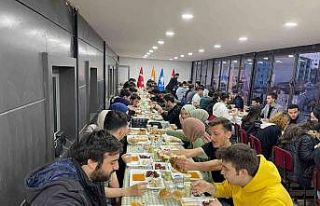 AK Parti 4’üncü kez üniversiteli gençlerle iftar...