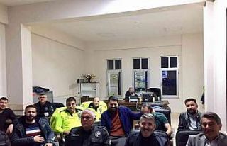 AK parti teşkilatı iftarı güvenlik güçleriyle...