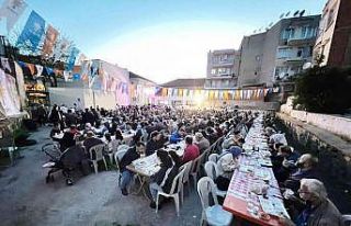 AK Parti Turgutlu’dan 2 bin kişilik teşkilat iftarı