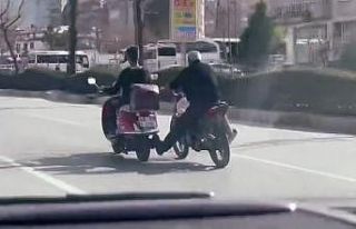 Akan trafikte tehlikeli yardımlaşma