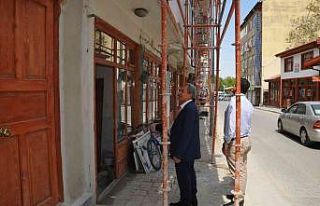 Akşehir İmaret Sokak’taki sokak sağlıklaştırma...
