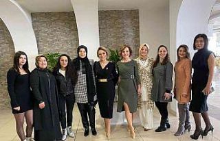 Alaplı Anneler Derneği gıda paketlerini ihtiyaç...