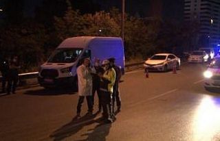 Alkollü araç kullanırken çarptığı bekçiyi...