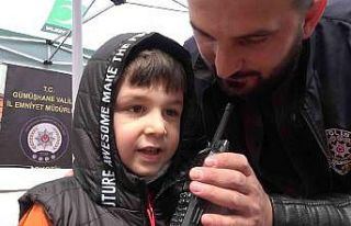 "Alo merkez, bize şeker getirir misin!"