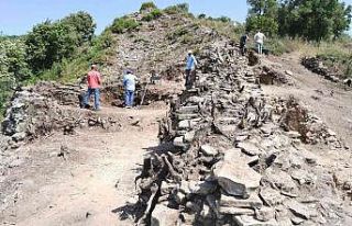 Altınova’da 50 kişilik arkeolog ordusu çalışacak