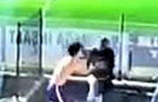 Amigonun attığı yumrukla burnu kırılan futbolcu...